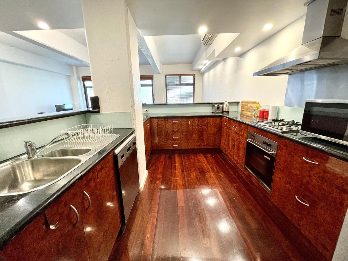 Readyset Apartments On King Melbourne Exterior photo